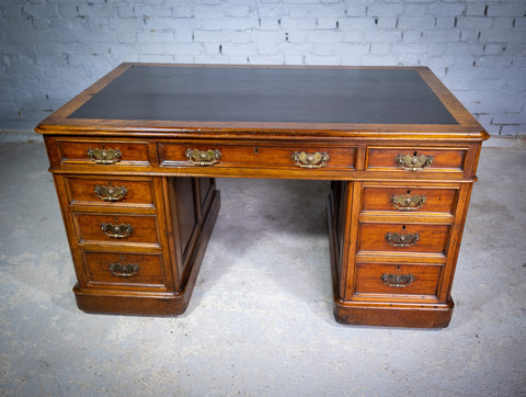 19th Century Victorian Mahogany Pedestal Desk by Newson & Co, London. - Harrington Antiques