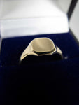 9 Carat Gold Signet Ring by Henry Griffith & Sons, Birmingham, 1944 - Harrington Antiques