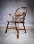 Georgian Saddle Seated Bow Back Windsor Chair, c.1800. - Harrington Antiques