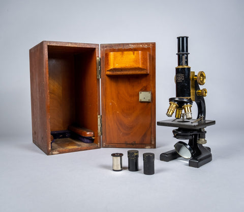 Spencer, Buffalo, USA Monocular Microscope With Lenses & Fitted Case, c.1920s. - Harrington Antiques