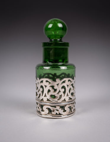 Sterling Silver Emerald Green Glass Scent Bottle by William Hutton & Sons, 1903 - Harrington Antiques