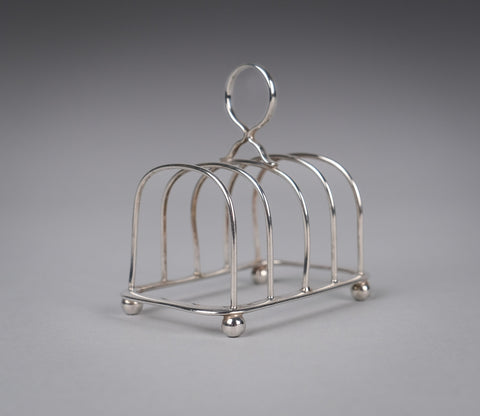 Sterling Silver Toast Rack by Carrington & Co, 1923. - Harrington Antiques